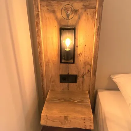 Luxus Ausspann Γκόσλαρ